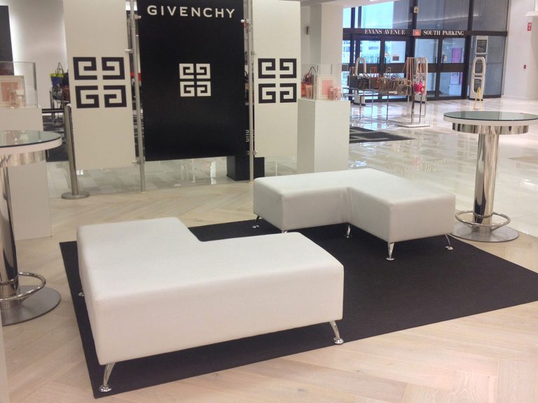 Sofas & Ottomans